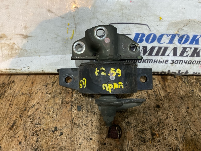 Подушка двигателя Nissan AD VY11 QG13DE прав