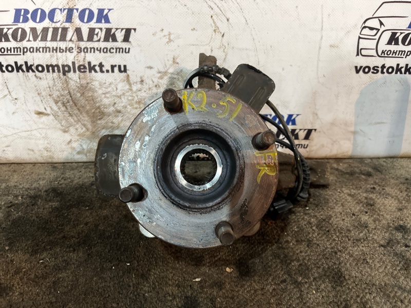 Ступица Nissan NV200 M20 HR16DE перед прав