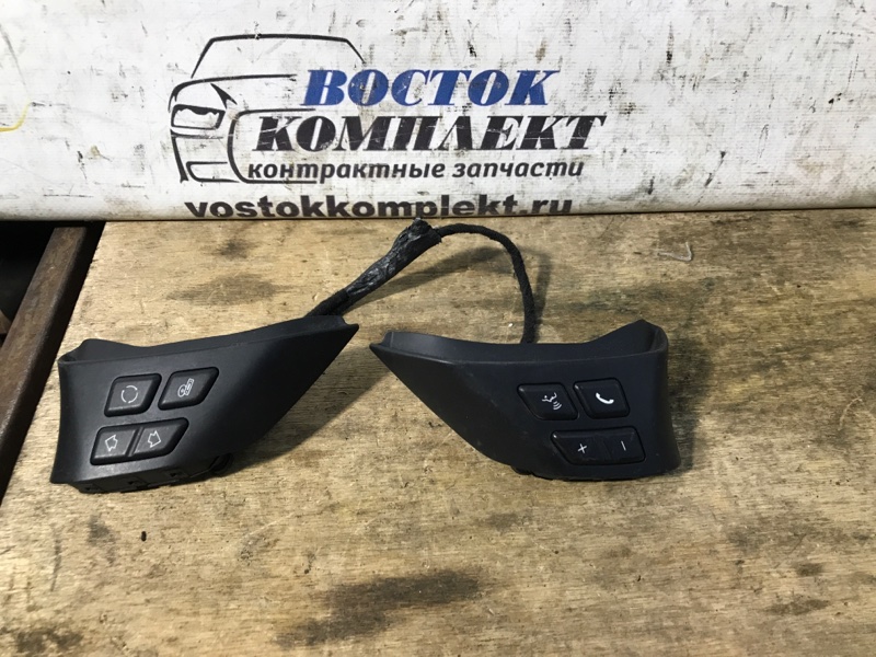 Кнопки на руль BMW 320i 2006 E90 N46B20