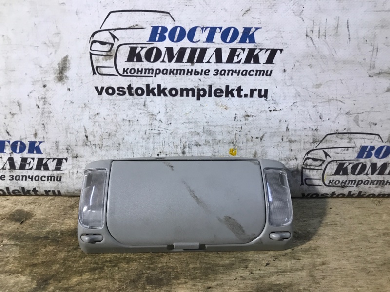 Плафон салона Toyota Voxy AZR65G 1AZ-FSE