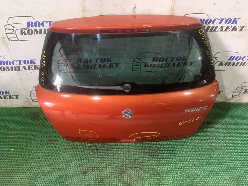 Дверь задняя багажника Suzuki Swift 2006 ZC21S M15A