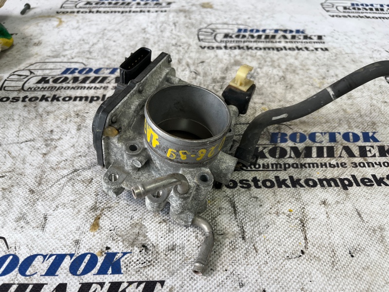 Заслонка дроссельная Toyota Noah 2004 AZR65 1AZ-FSE