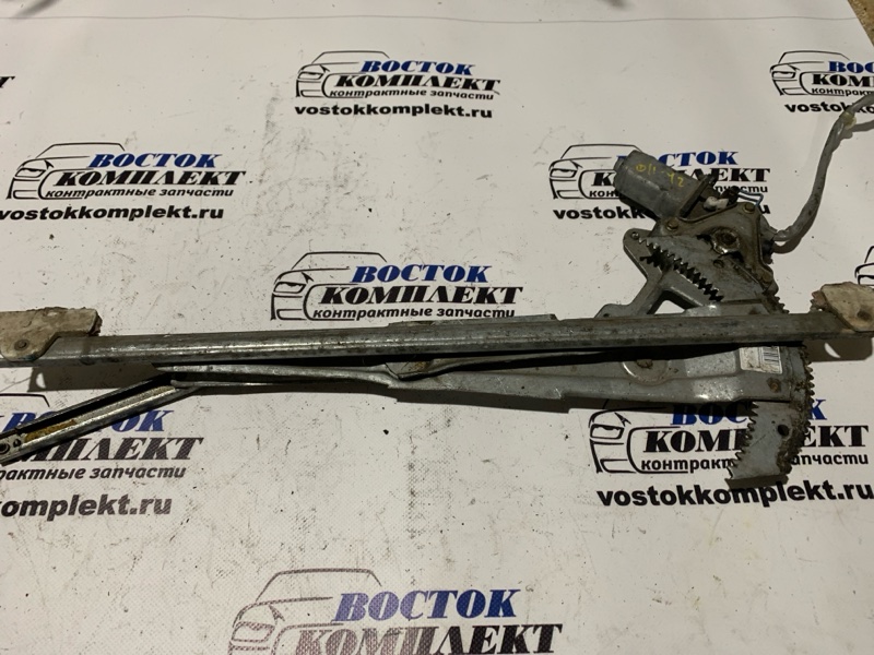 Стеклоподъемник Honda Stepwgn RF3 K20A перед прав