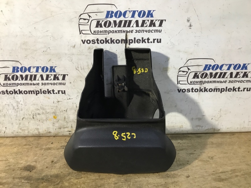 Кожух рулевой колонки Mazda Familia VZNY12 HR16DE