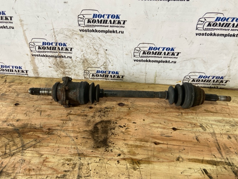 Привод Nissan Elgrand MNE51 VQ25DE зад лев