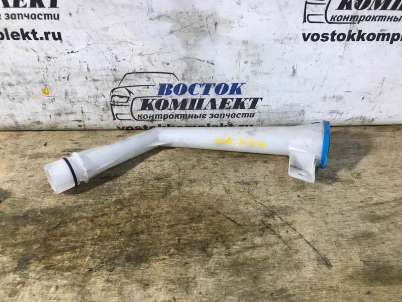 Горловина бачка омывателя Nissan Serena 2006 CNC25 MR20DE