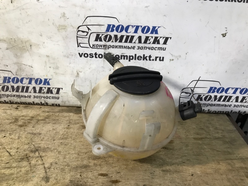 Бачок расширительный Volkswagen Passat WVW2223C29E025 BWS