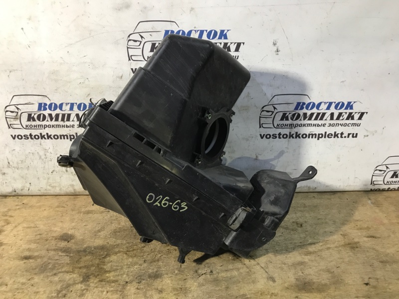 Корпус воздушного фильтра Nissan Serena 2002 TC24 QR20DE