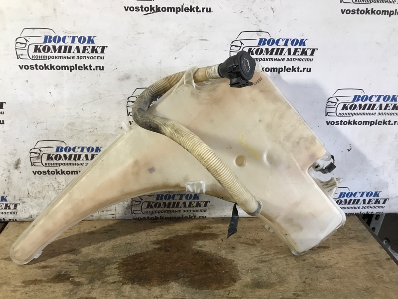 Бачок омывателя BMW 320i 2006 E90 N46B20