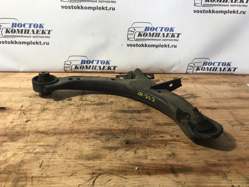 Рычаг подвески Honda Stepwgn RG1 K20A перед прав