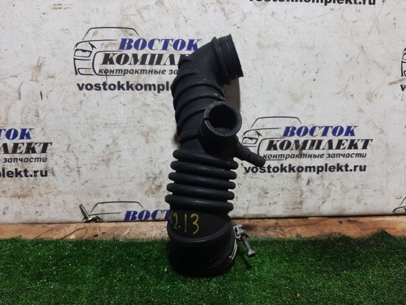 Патрубок воздушного фильтра Mitsubishi Colt Z21A 4A90