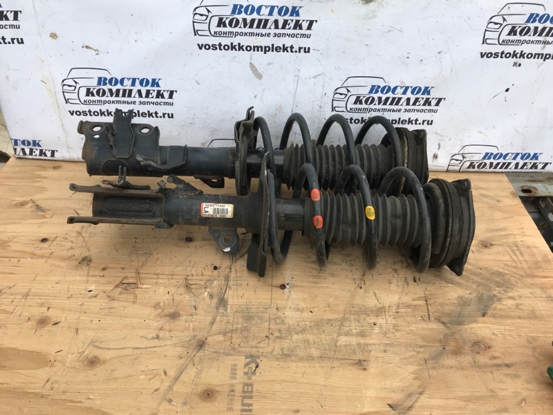 Стойка подвески Suzuki Landy SC25 MR20DD перед