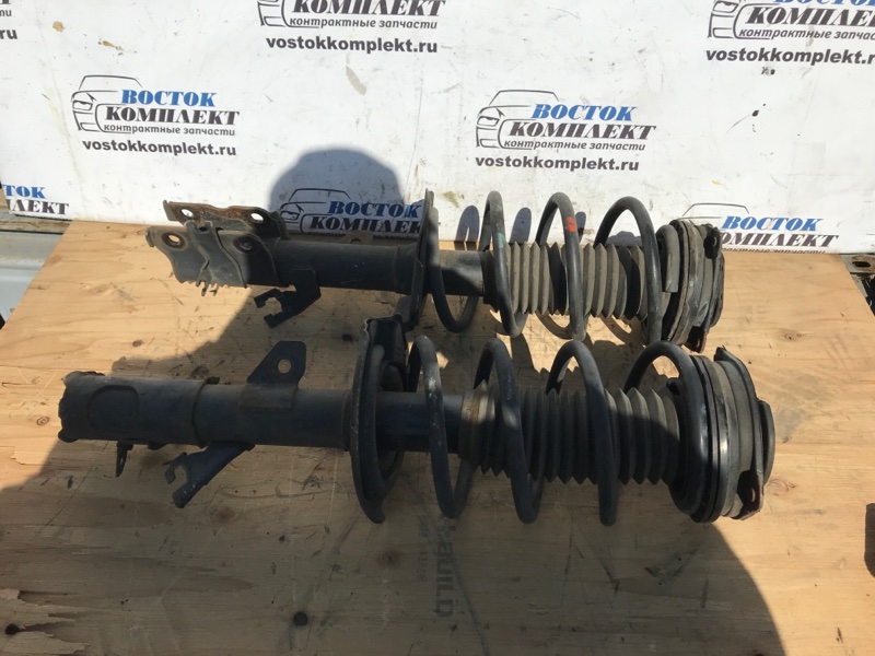 Стойка подвески Nissan Serena 2006 CNC25 MR20DE перед