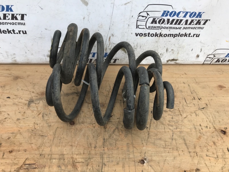 Пружина подвески Mazda Familia VZNY12 HR16DE зад