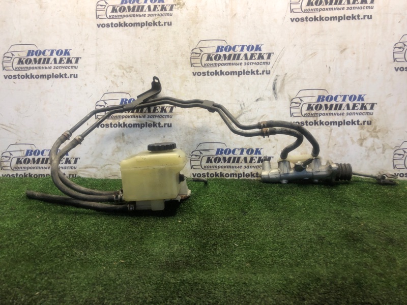 Главный тормозной цилиндр Toyota Estima 2010 AHR20W 2AZ-FXE