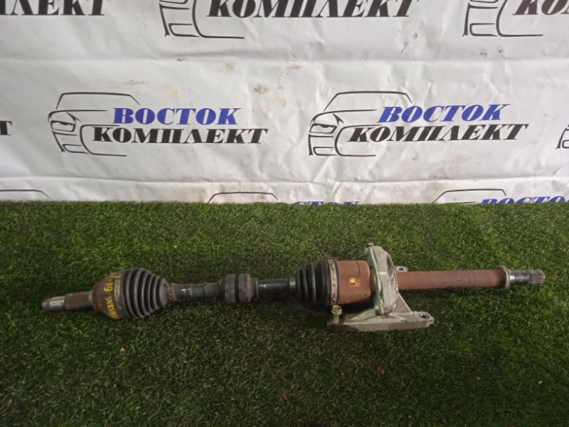 Привод Nissan Serena HC26 MR20DD перед прав