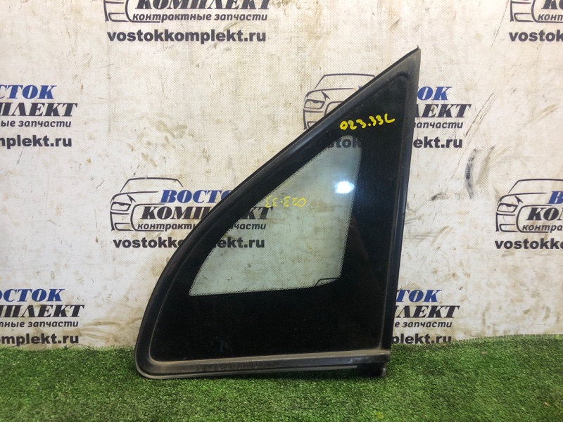 Стекло собачника Nissan Serena CC25 MR20DE лев