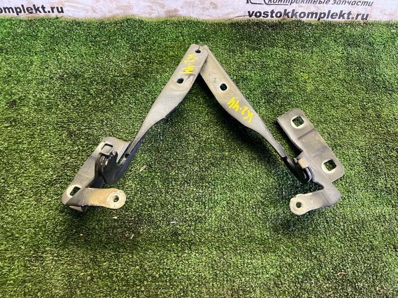 Петля капота Nissan Tiida C11 HR15DE