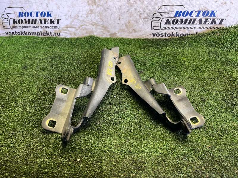 Петля капота Nissan Cube Cubic BGZ11 CR14DE