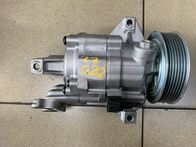 Компрессор кондиционера Nissan Note E11 HR15DE