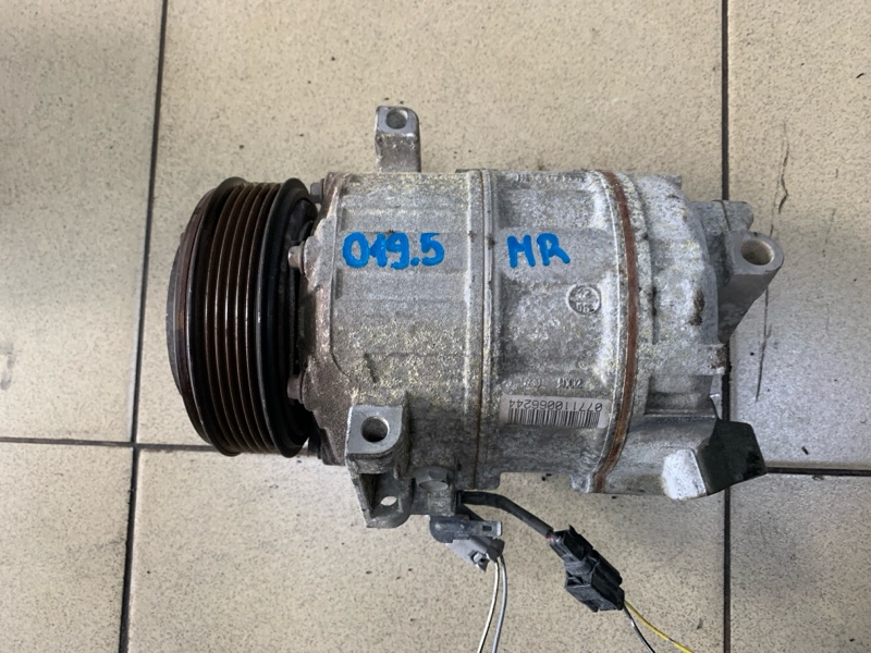 Компрессор кондиционера Nissan Serena C25 MR20DE