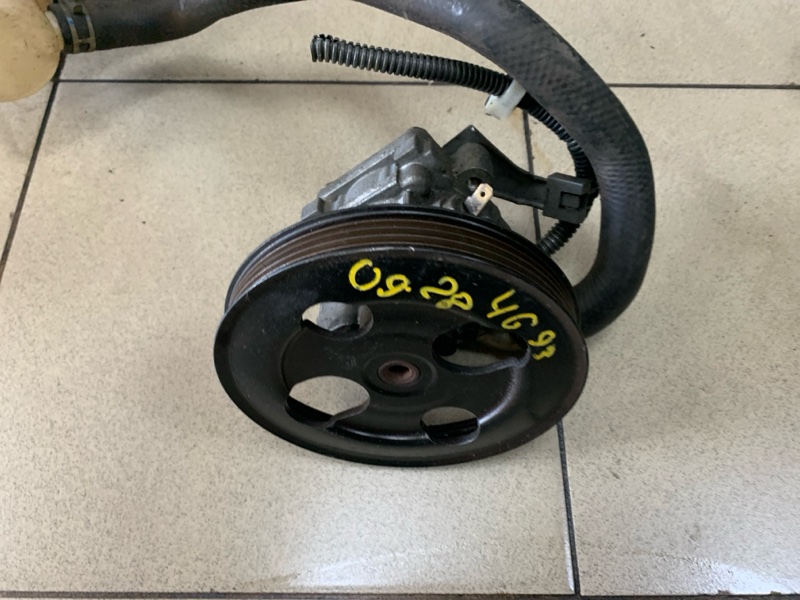 Насос гидроусилителя Mitsubishi Lancer CS5A 4G93