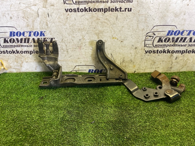 Ролик двери Mazda MPV LW3W L3 зад лев