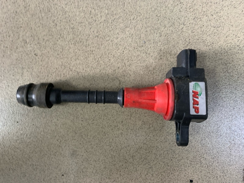 Катушка зажигания Nissan AD 2003 VFY11 QG15DE