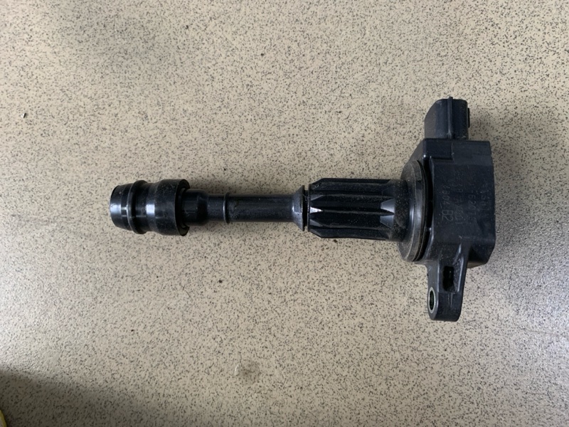 Катушка зажигания Nissan Cube 2004 BZ11 CR14DE