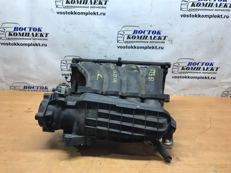 Коллектор впускной Nissan Serena 2009 CC25 MR20DE