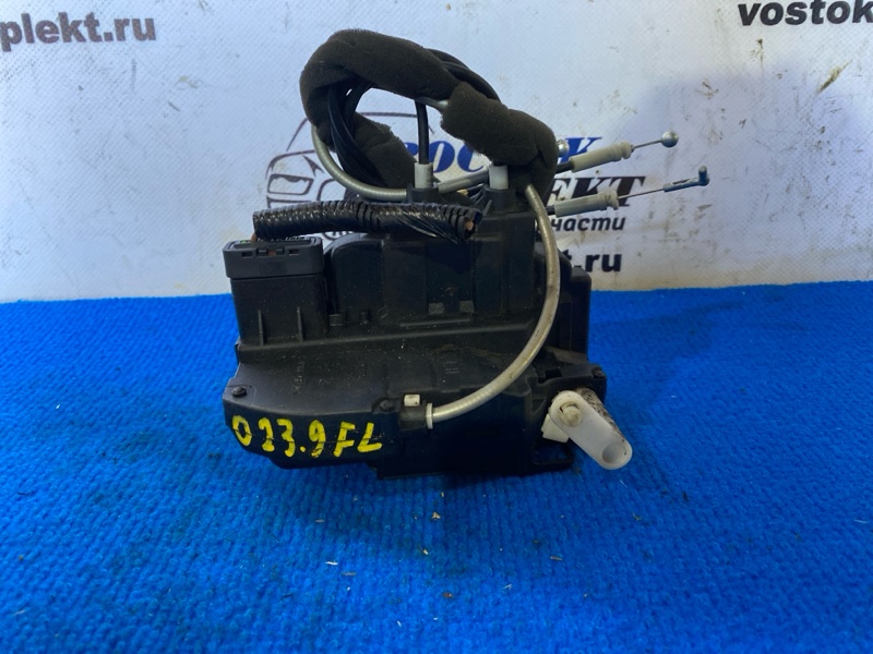 Замок дверной Nissan Cube BGZ11 CR14DE перед лев