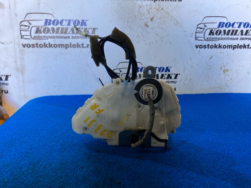 Замок дверной Honda Stream RN9 R20A перед прав