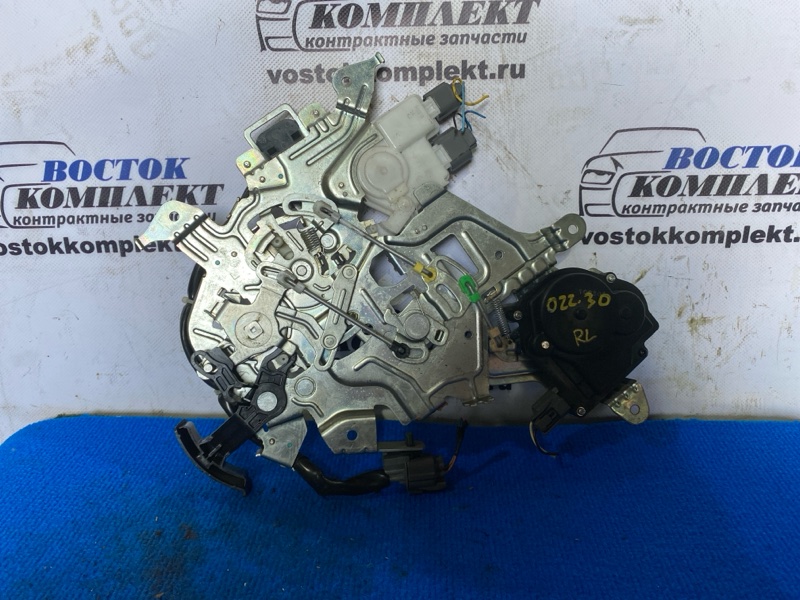 Замок дверной Honda Freed 2010 GB3 L15A зад лев