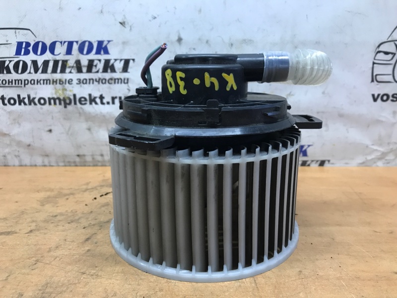 Вентилятор печки Mazda Axela BL5FW ZY-VE