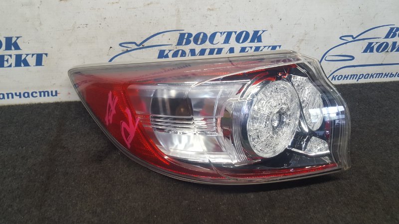 Фонарь стоп-сигнала Mazda Axela BL5FW ZY-VE лев