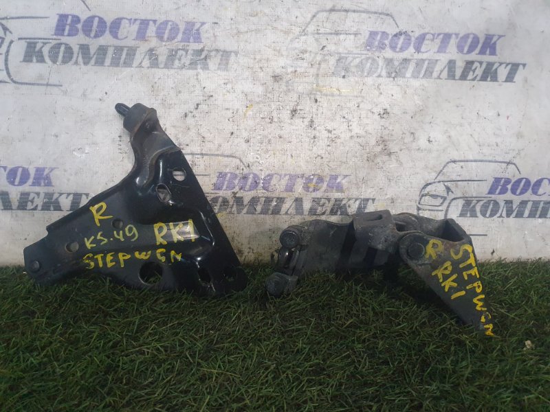 Ролик двери Honda Stepwgn 2011 RK1 R20A прав