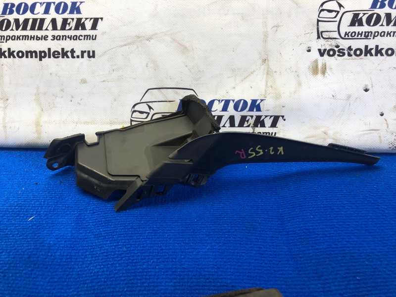 Решетка под лобовое стекло Honda Fit GE8 L15A прав