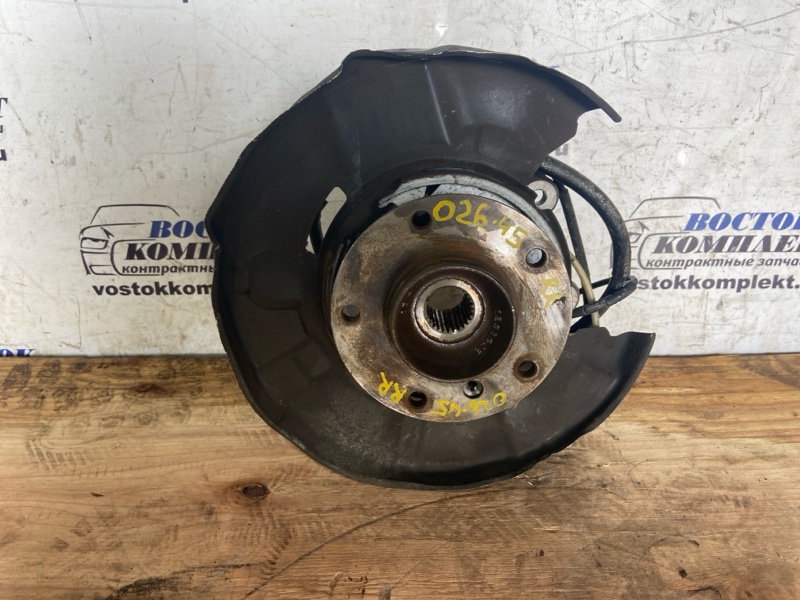 Ступица BMW 320i 2006 E90 N46B20 зад прав