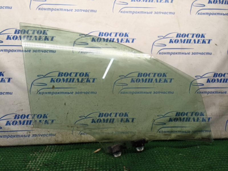 Стекло боковое Honda Stream 2007 RN6 R18A перед прав
