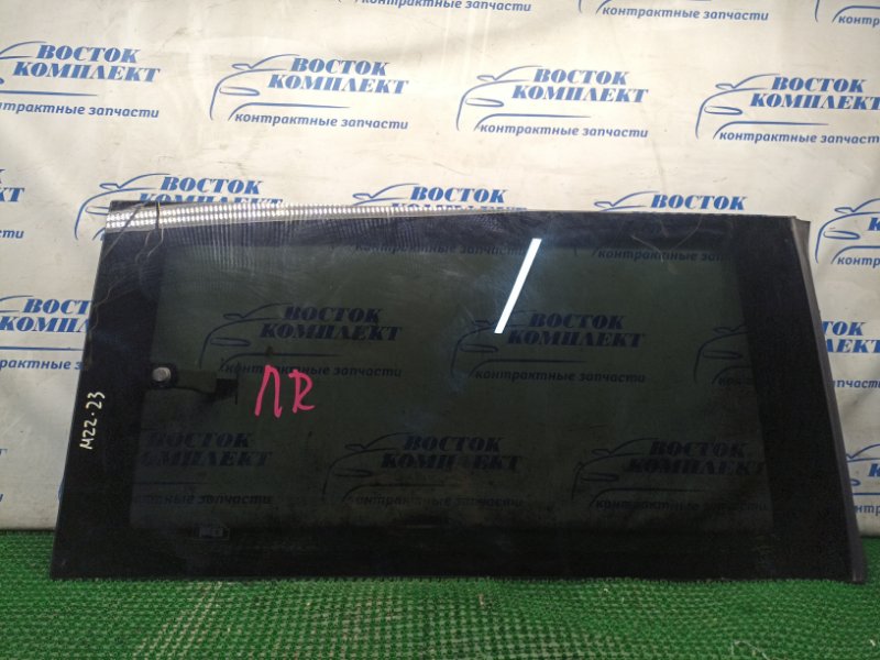 Стекло боковое Honda Stepwgn RF3 K20A зад прав