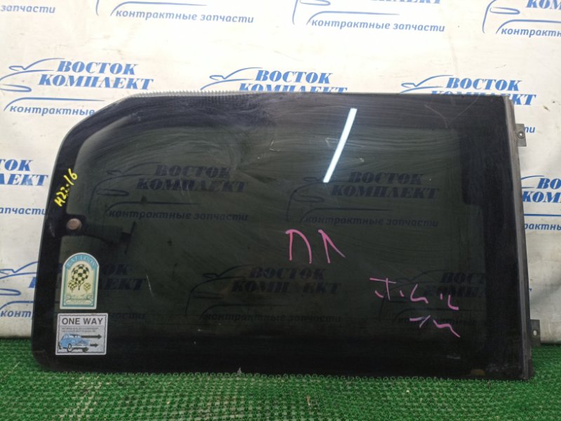 Стекло боковое Honda Stepwgn RF3 K20A зад прав