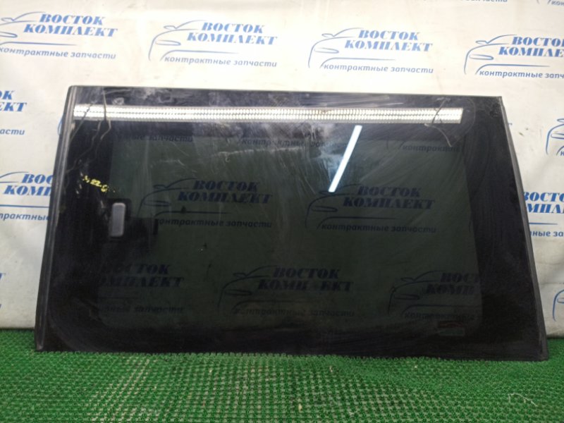 Стекло боковое Honda Mobilio Spike 2004 GK2 L15A зад прав