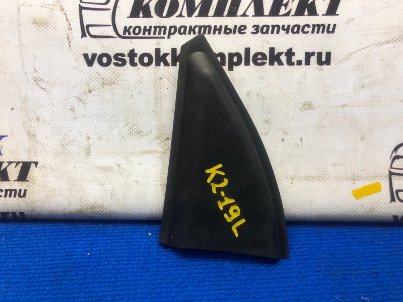 Уголок крыла Daihatsu Terios Kid J111G EF-DEM лев