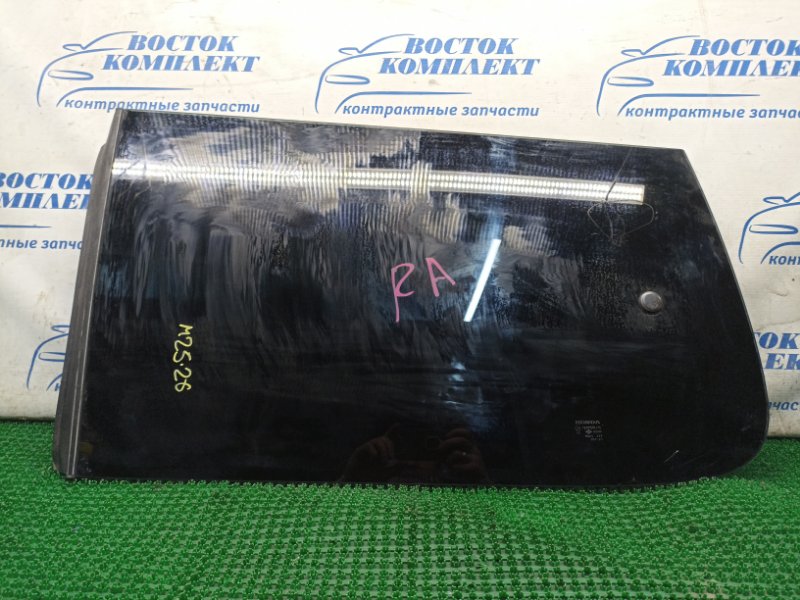 Стекло боковое Honda Elysion RR1 K24A зад лев