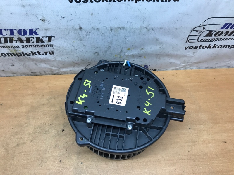 Вентилятор печки Toyota Crown JZS175 2JZ