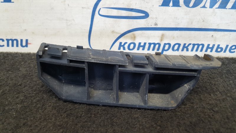 Клипса бампера Honda Fit 2006 GD4 L15A перед лев