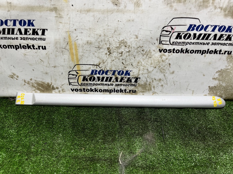 Молдинг на дверь Suzuki Solio MA34S M13A зад прав