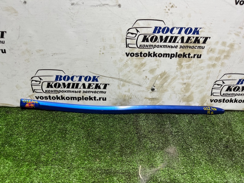 Молдинг на дверь Mazda Demio DY3W ZJ-VE зад прав