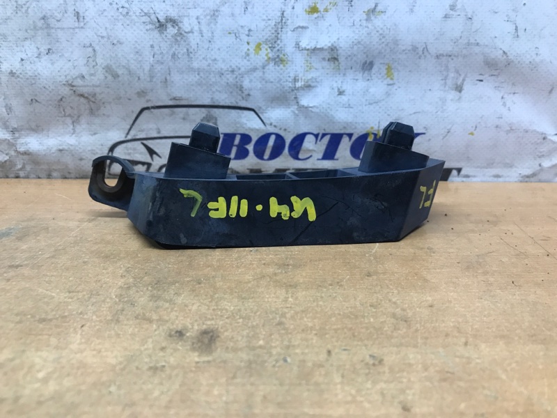 Клипса бампера Honda Fit 2006 GD1 L13A перед лев