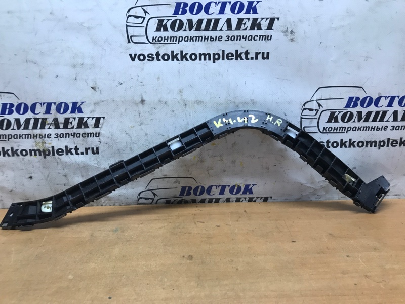 Клипса бампера Honda Fit Shuttle 2013 GP2 LDA зад прав